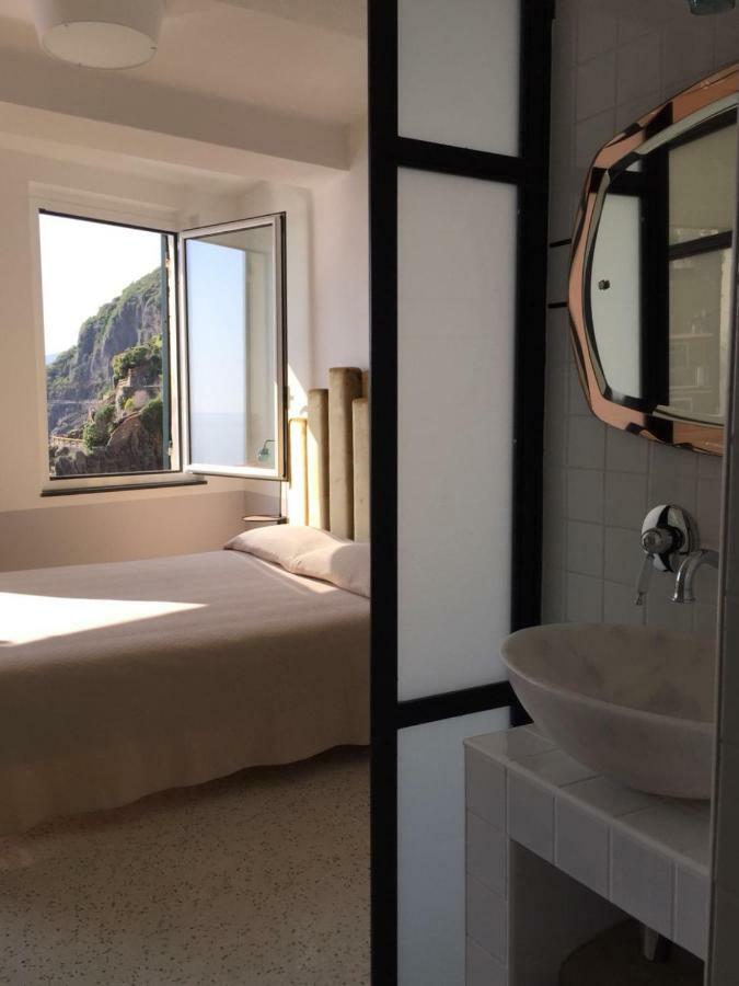 Agave Room Rental Риомаджиоре Экстерьер фото